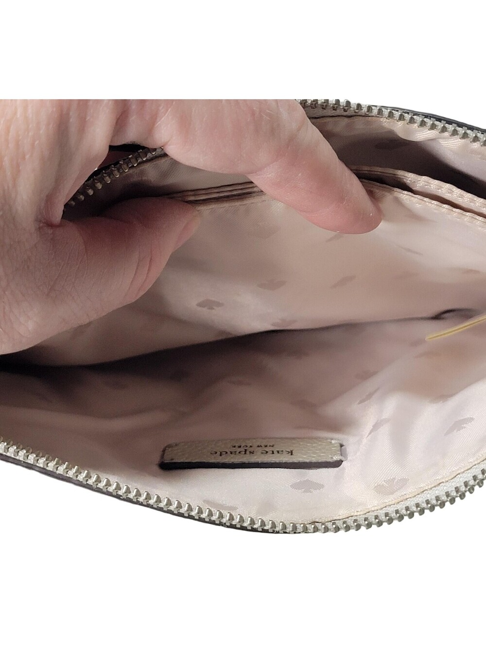 Kate Spade New York Metallic Silver Crossbody Bag Purse Zip Top Closure - Picture 12 of 16